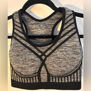 Lane Bryant Black and Gray Patterned Sports Bra